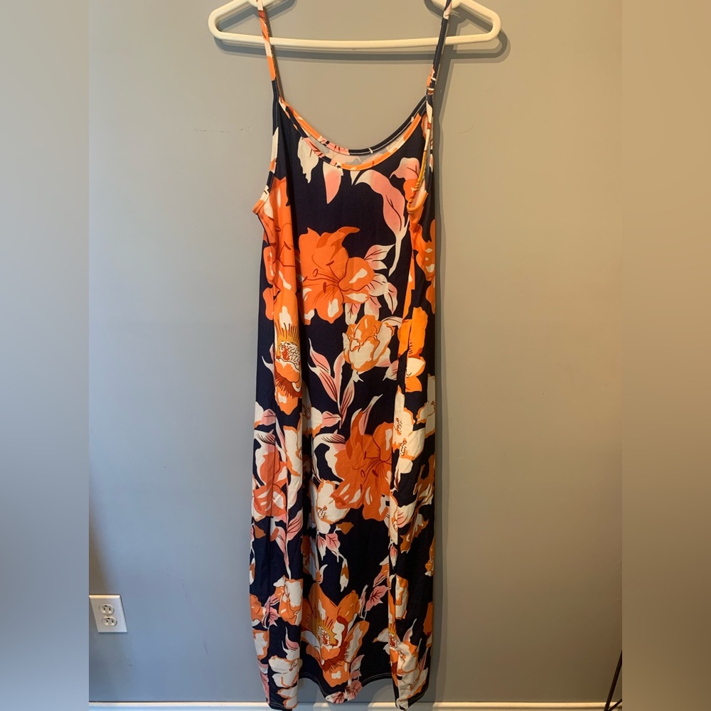 NWT Emery Rose Floral Maxi Dress